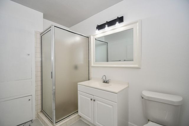 5330 Windswept Lane, Houston, TX 77056