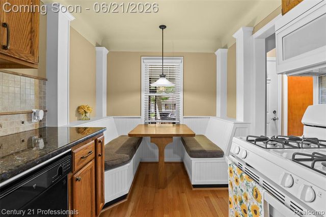 115 Gargantua Avenue, Clawson, MI 48017