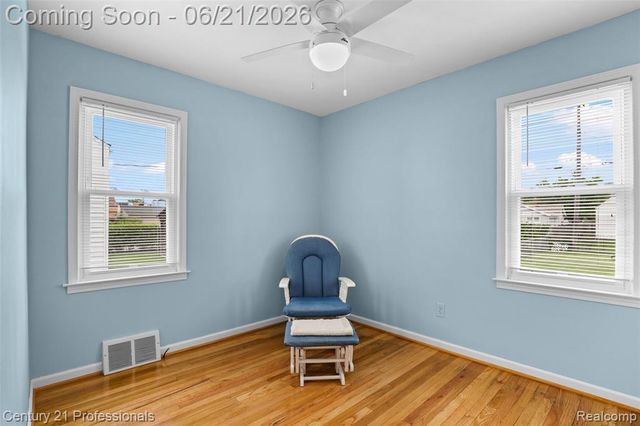 115 Gargantua Avenue, Clawson, MI 48017