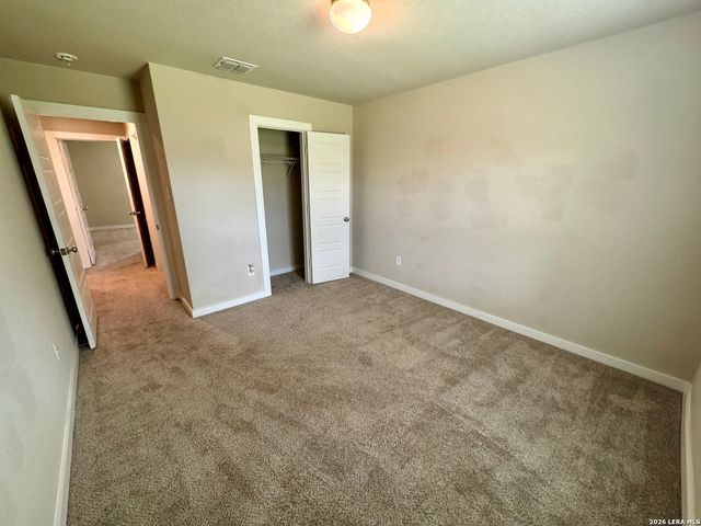 5539 PEARL VLY, San Antonio, TX 78242