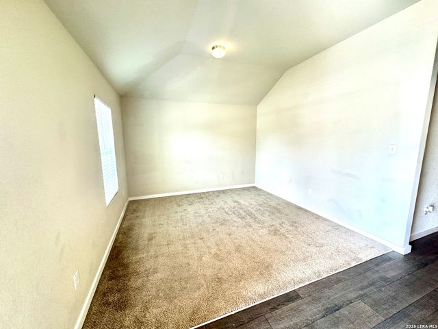 5539 PEARL VLY, San Antonio, TX 78242