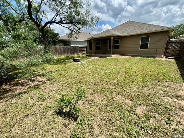 5539 PEARL VLY, San Antonio, TX 78242