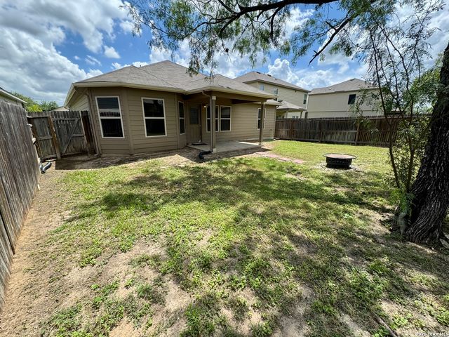 5539 PEARL VLY, San Antonio, TX 78242