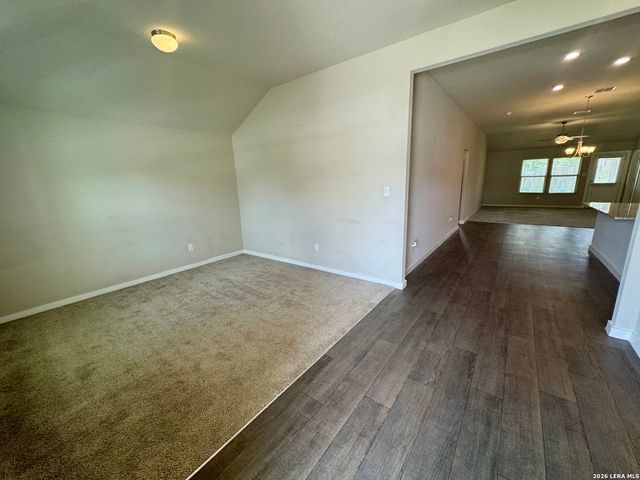 5539 PEARL VLY, San Antonio, TX 78242