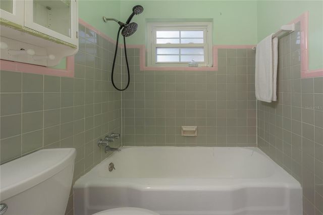 1517 E EMMA STREET, Tampa, FL 33610