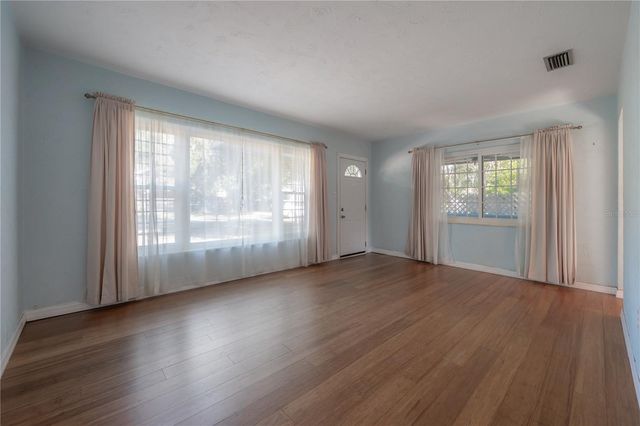 1517 E EMMA STREET, Tampa, FL 33610