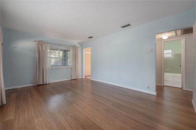 1517 E EMMA STREET, Tampa, FL 33610