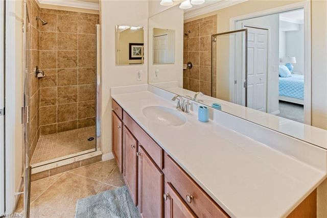 9735 Acqua CT 621, Naples, FL 34113