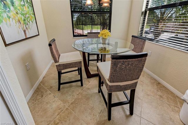 9735 Acqua CT 621, Naples, FL 34113