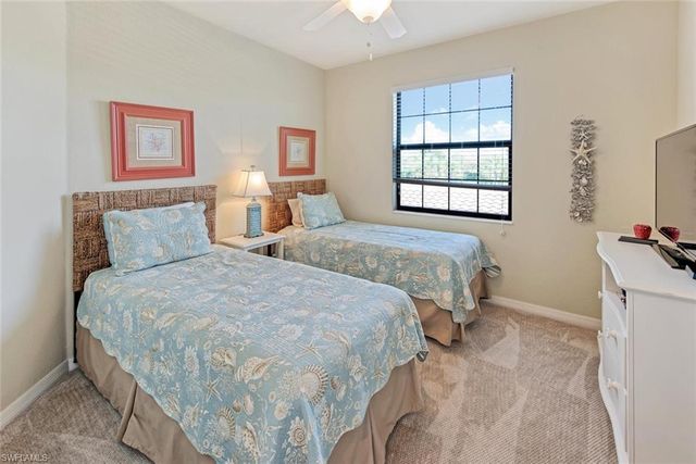 9735 Acqua CT 621, Naples, FL 34113