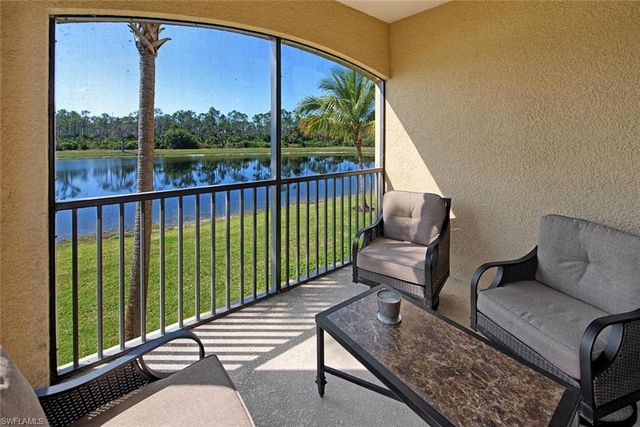9735 Acqua CT 621, Naples, FL 34113