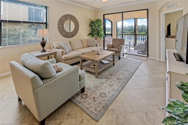 9735 Acqua CT 621, Naples, FL 34113