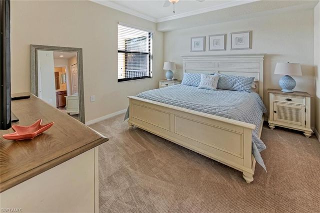 9735 Acqua CT 621, Naples, FL 34113