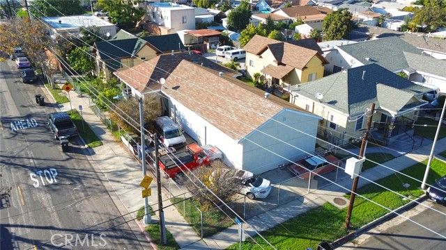 703 W L, Wilmington (los Angeles), CA 90744