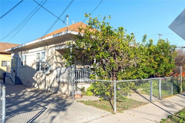 703 W L, Wilmington (los Angeles), CA 90744