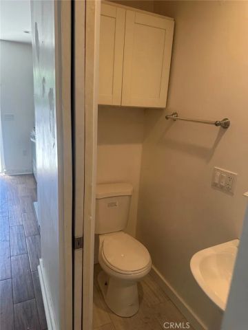 2174 N Beverly Glen, Los Angeles, CA 90077