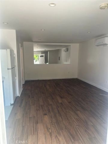 2174 N Beverly Glen, Los Angeles, CA 90077