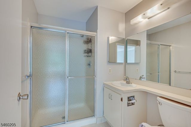 133 Rachel Ct, Franklin Twp., NJ 08823
