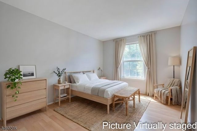 133 Rachel Ct, Franklin Twp., NJ 08823