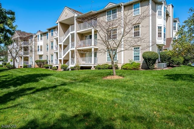 133 Rachel Ct, Franklin Twp., NJ 08823
