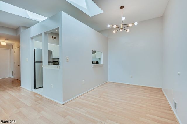 133 Rachel Ct, Franklin Twp., NJ 08823