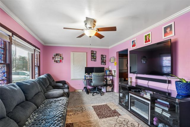 4514 SW 3rd Street, Des Moines, IA 50315