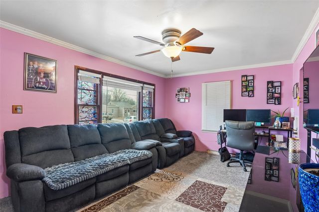 4514 SW 3rd Street, Des Moines, IA 50315