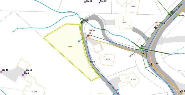 43 Fernbrook Drive, Mercer Island, WA 98040