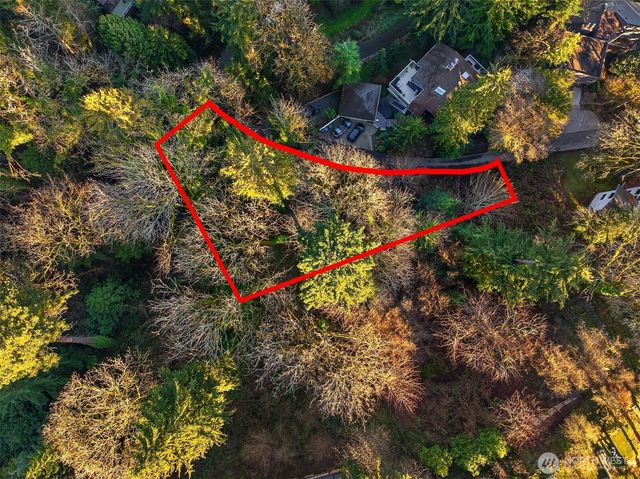 43 Fernbrook Drive, Mercer Island, WA 98040