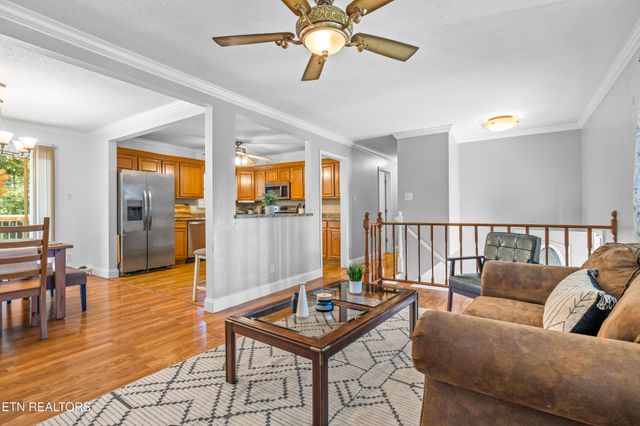 11909 Midhurst Drive, Knoxville, TN 37934