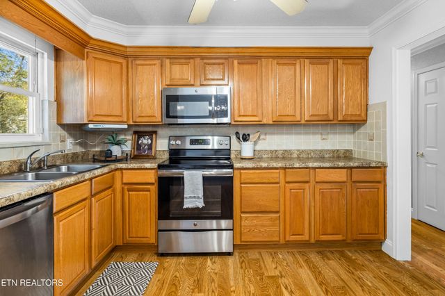 11909 Midhurst Drive, Knoxville, TN 37934