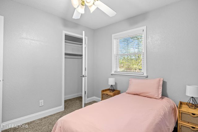 11909 Midhurst Drive, Knoxville, TN 37934