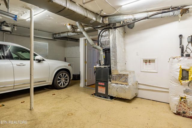 11909 Midhurst Drive, Knoxville, TN 37934