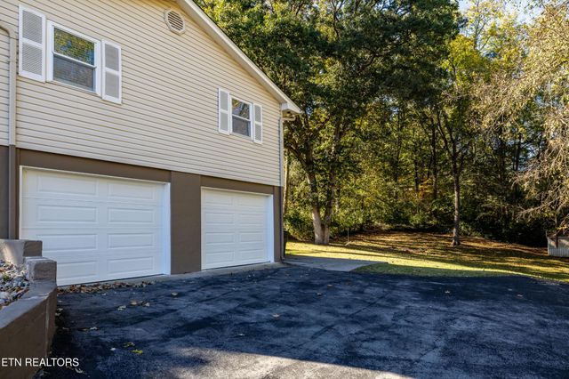 11909 Midhurst Drive, Knoxville, TN 37934