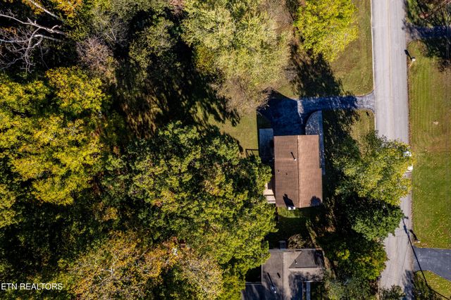 11909 Midhurst Drive, Knoxville, TN 37934