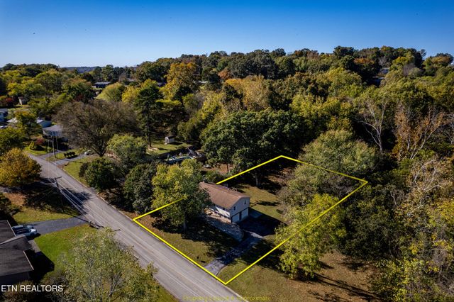 11909 Midhurst Drive, Knoxville, TN 37934