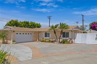 8501 Orinda Circle, Huntington Beach, CA 92647