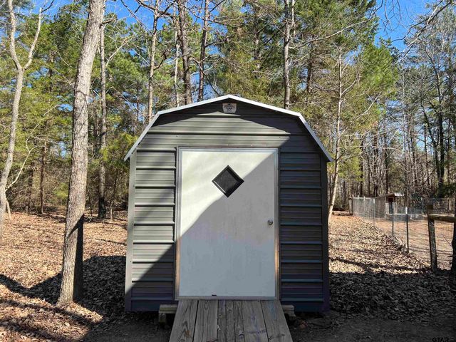 6961 CR 447, Laneville, TX 75667