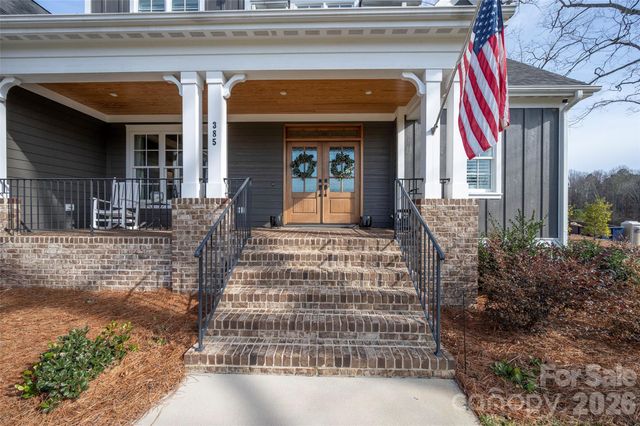 385 Lissara Lodge Drive, Lewisville, NC 27023