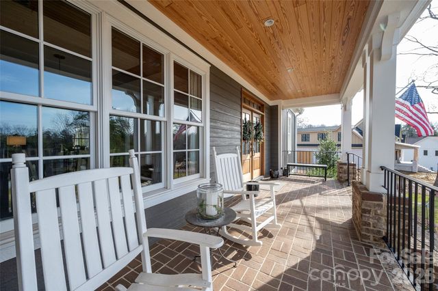 385 Lissara Lodge Drive, Lewisville, NC 27023