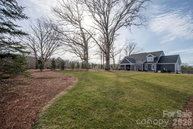 385 Lissara Lodge Drive, Lewisville, NC 27023