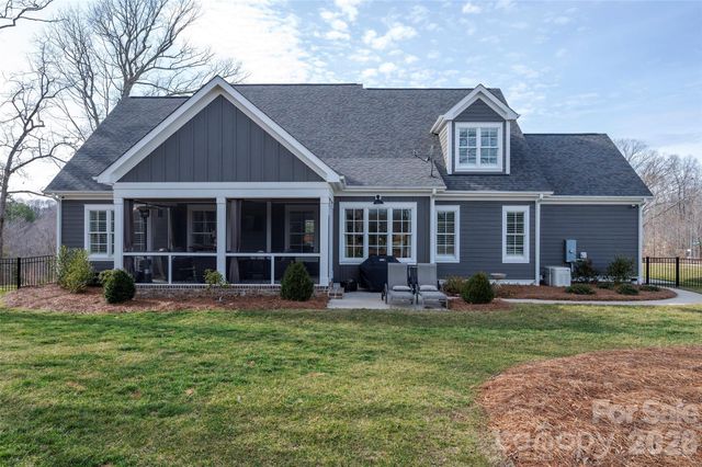 385 Lissara Lodge Drive, Lewisville, NC 27023