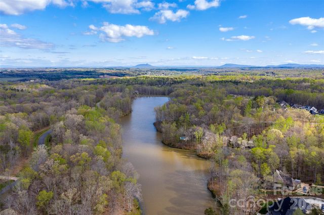 385 Lissara Lodge Drive, Lewisville, NC 27023