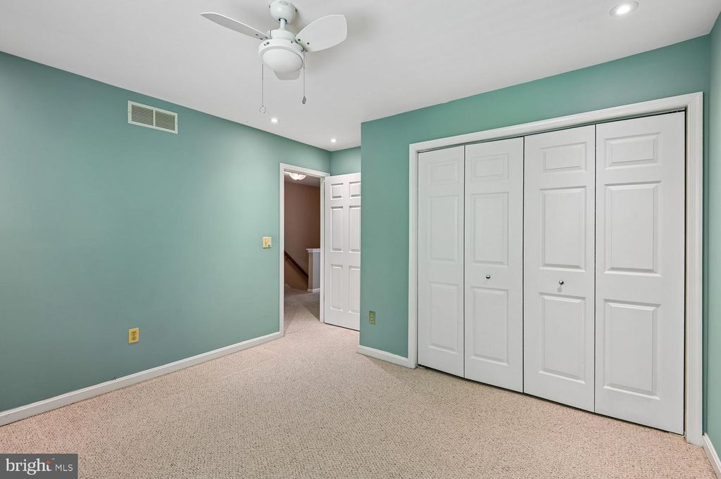 Image 32 of property listing at 434 PEACH CT, Annapolis, MD 21409