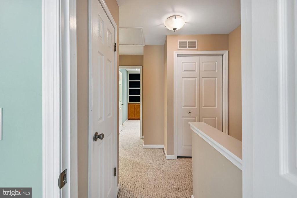 Image 35 of property listing at 434 PEACH CT, Annapolis, MD 21409