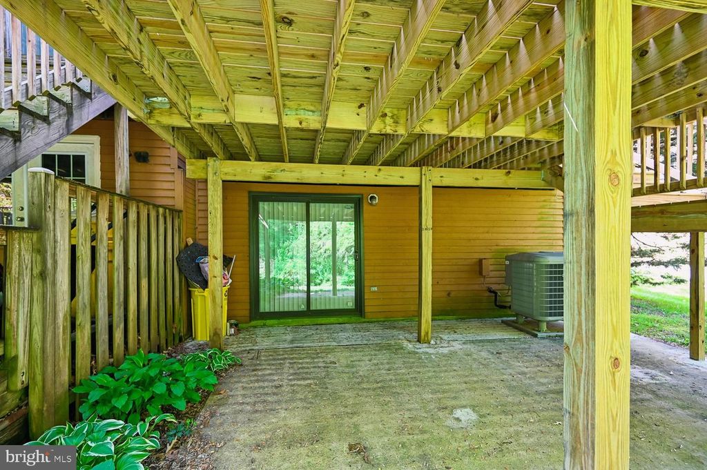 Image 57 of property listing at 434 PEACH CT, Annapolis, MD 21409