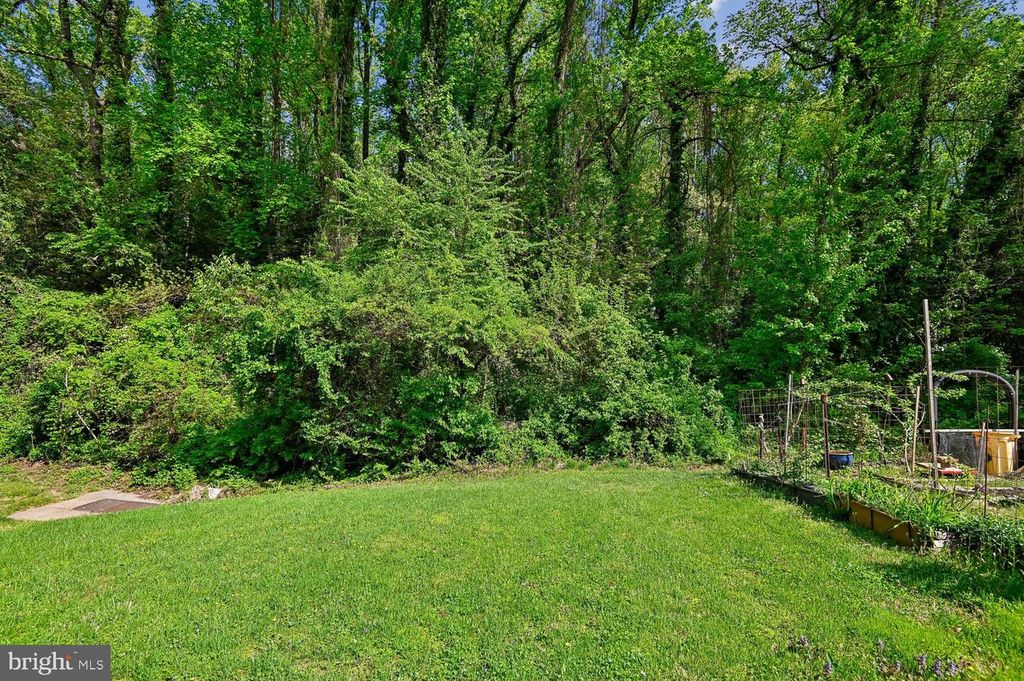 Image 58 of property listing at 434 PEACH CT, Annapolis, MD 21409