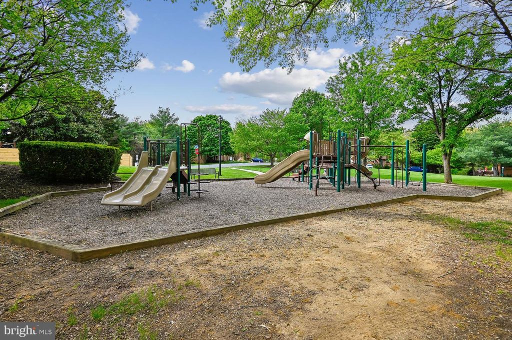 Image 62 of property listing at 434 PEACH CT, Annapolis, MD 21409