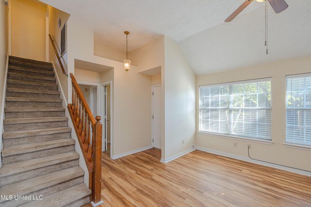 328 Indian Summer Lane, Clinton, MS 39056