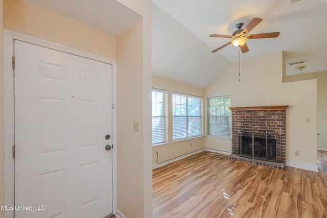 328 Indian Summer Lane, Clinton, MS 39056